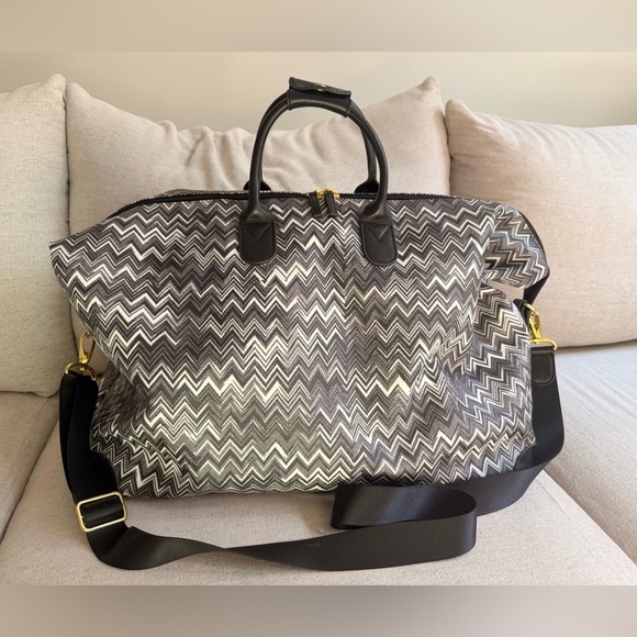 Missoni for Bric's black zig zag weekender bag - Picture 4 of 8
